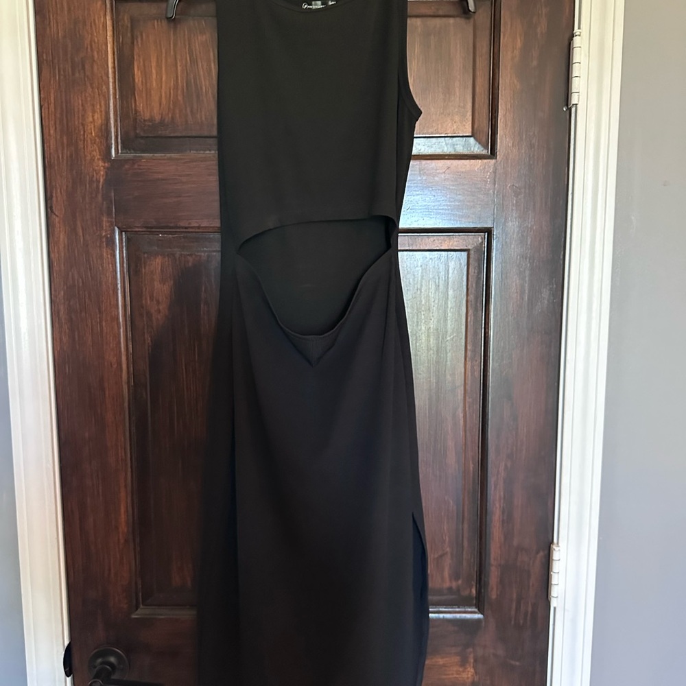 Elegant Black Sleeveless Dress